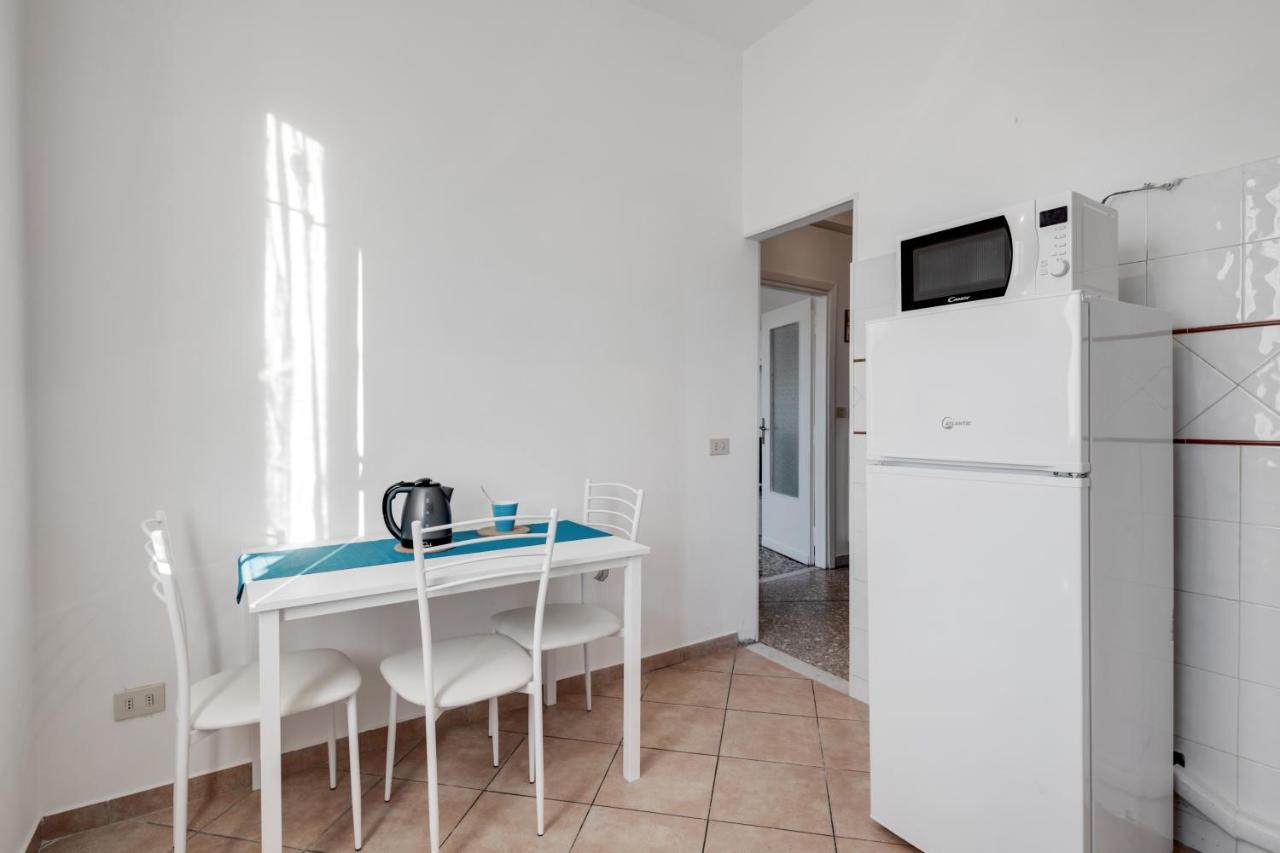 Lulli Cozy Apartment With Balcony Florenţa Exterior foto